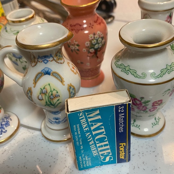 Vintage 1982 Franklin Mint Floral Porcelain Mini Vase Set of 12 Japan - Picture 5 of 16